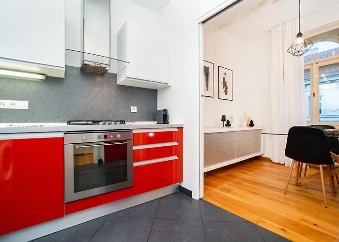 Apartamento Large And Stylish In Praga