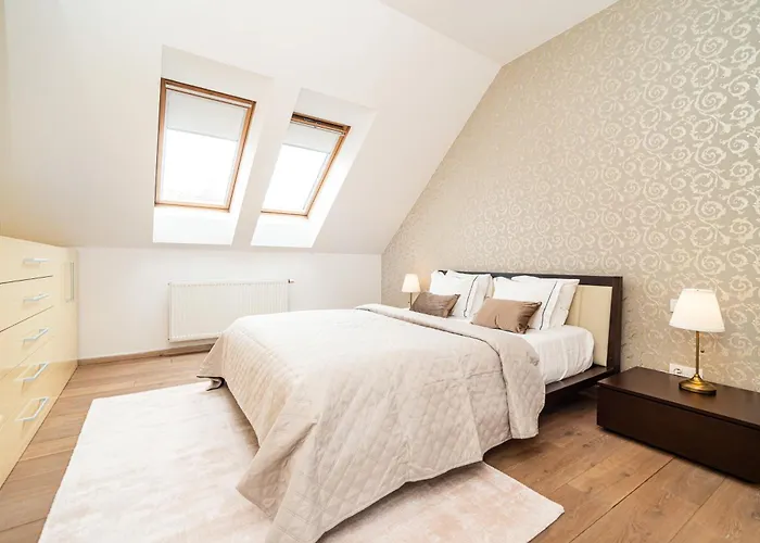 Apartamento Large And Stylish In