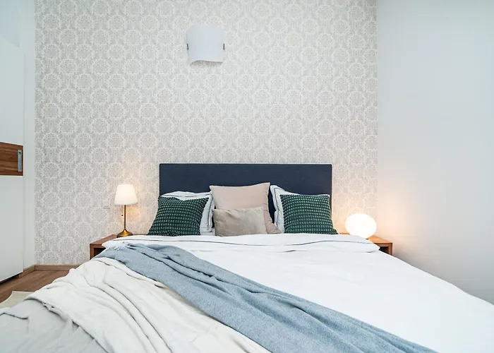 Apartamento Large And Stylish In