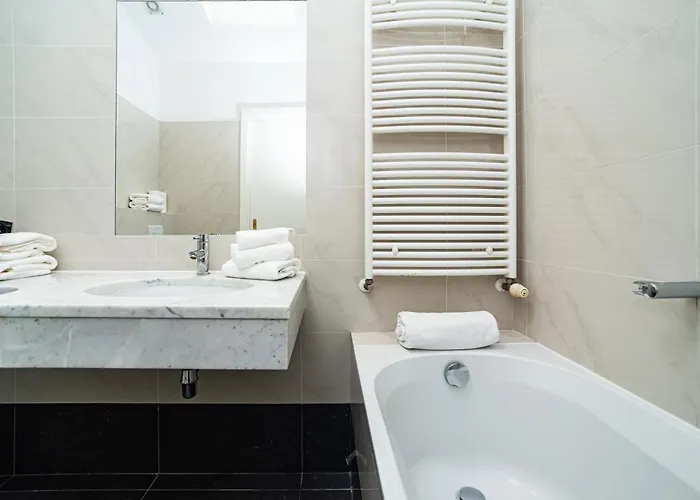 Apartamento Large And Stylish In