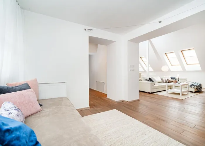 Large And Stylish In Apartamento