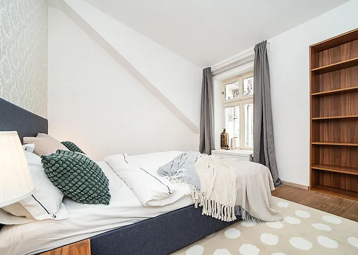 Large And Stylish In Apartamento