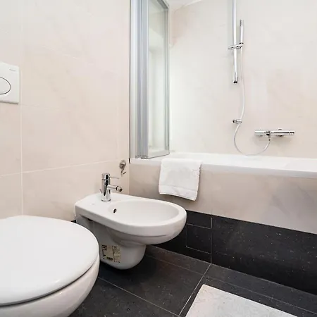 Appartement Large And Stylish In