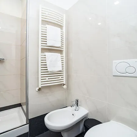 Large And Stylish In Appartement *