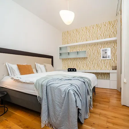 Appartement Large And Stylish In
